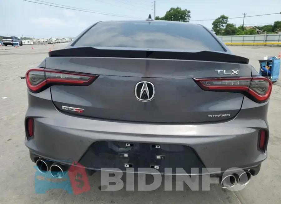 19UUB7F04PA001783 Photo# 6
