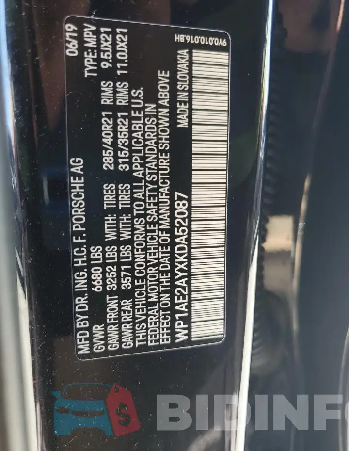 WP1AE2AYXKDA52087 Photo# 13