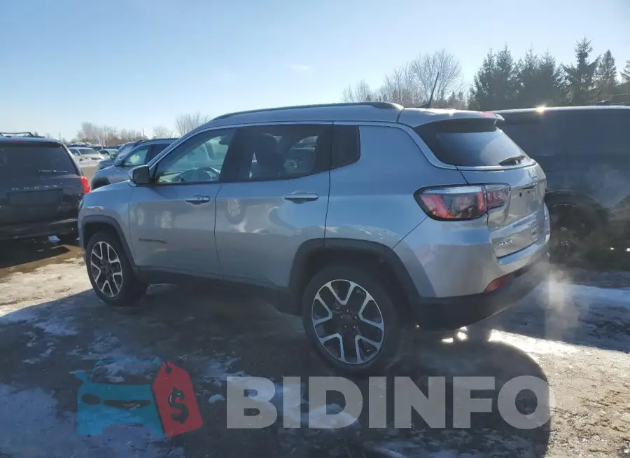 3C4NJDCB3LT220845 Photo# 2