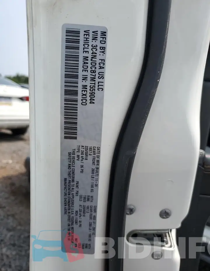 3C4NJDCB7MT559044 Photo# 13