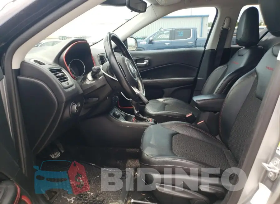 3C4NJDDB7LT171728 Photo# 7