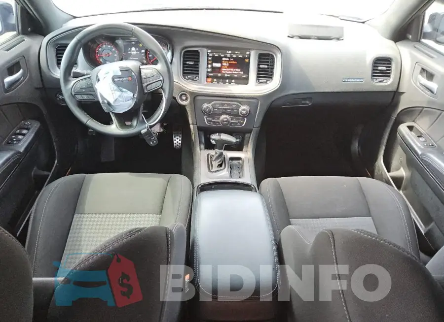 2C3CDXHG8PH672426 Photo# 8