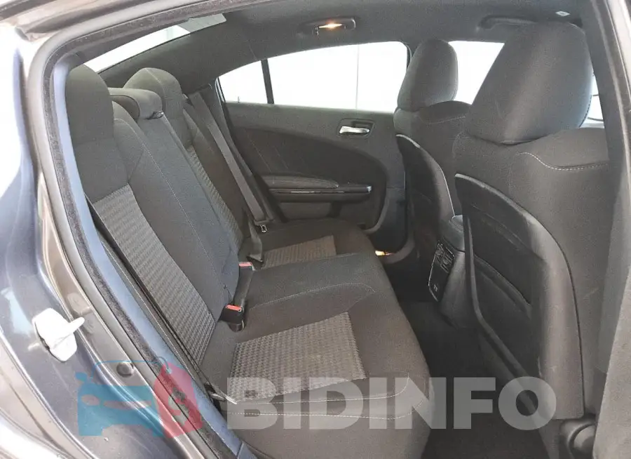 2C3CDXHG8PH672426 Photo# 10