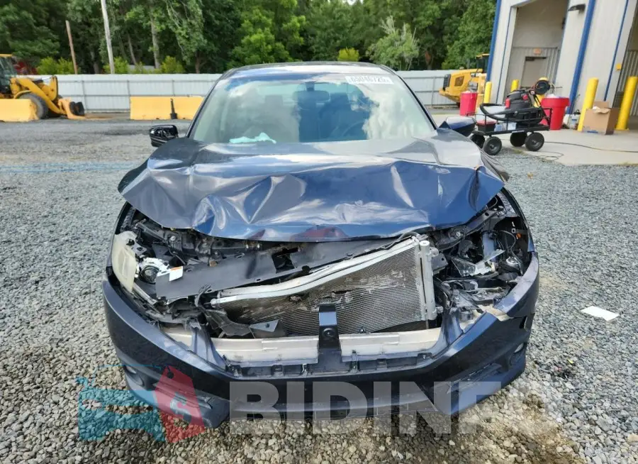 19XFC1F31GE024379 Photo# 5