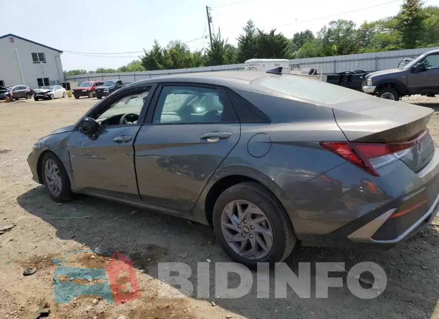 KMHLM4DG3RU784983 Photo# 2