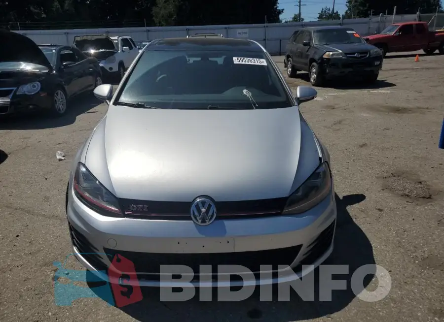 3VW447AUXHM055027 Photo# 5