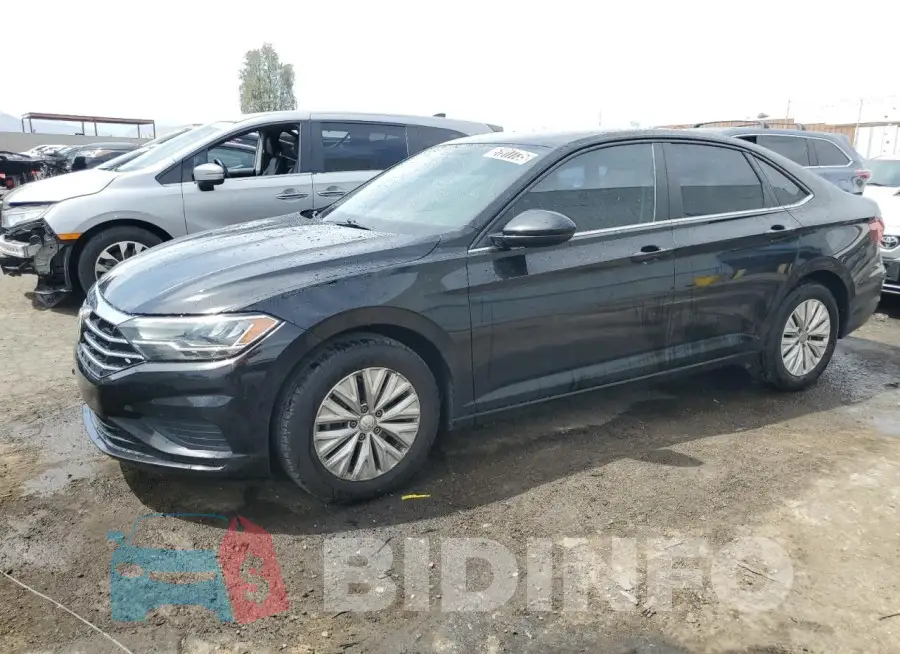 3VWCB7BU3KM253231 Photo# 1