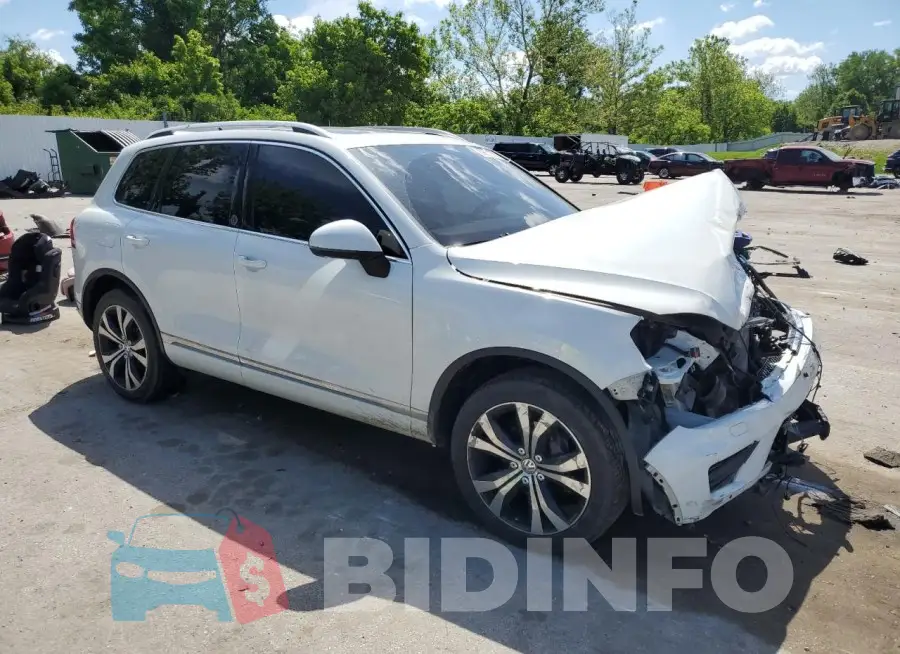 WVGRF7BP9HD000426 Photo# 4