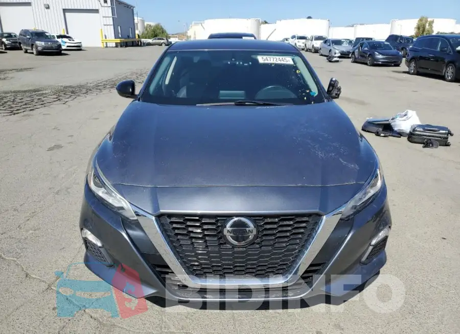 1N4BL4CV3KC187501 Photo# 5