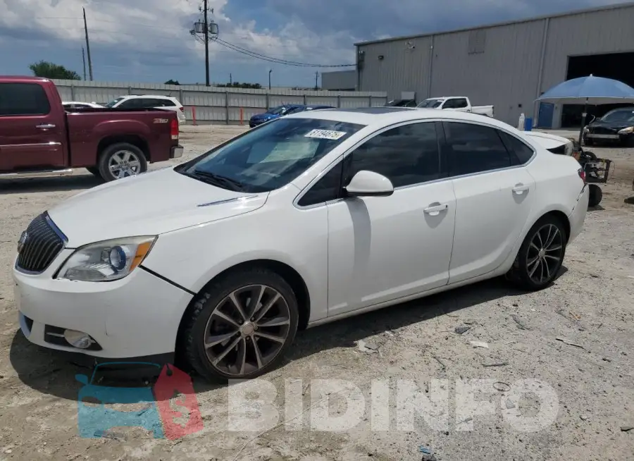1G4PW5SK6G4183587 Photo# 1