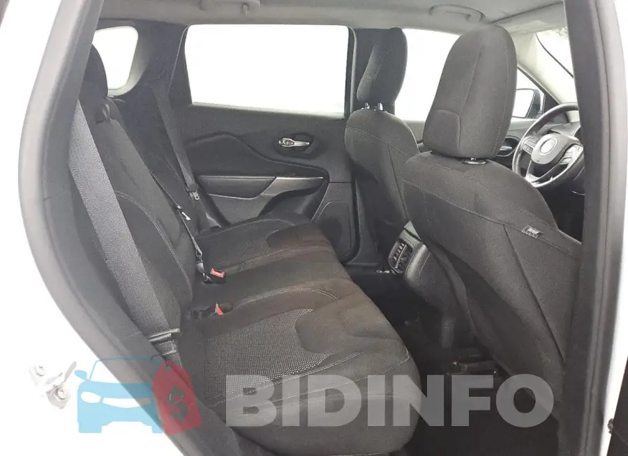 1C4PJLCBXMD168897 Photo# 11