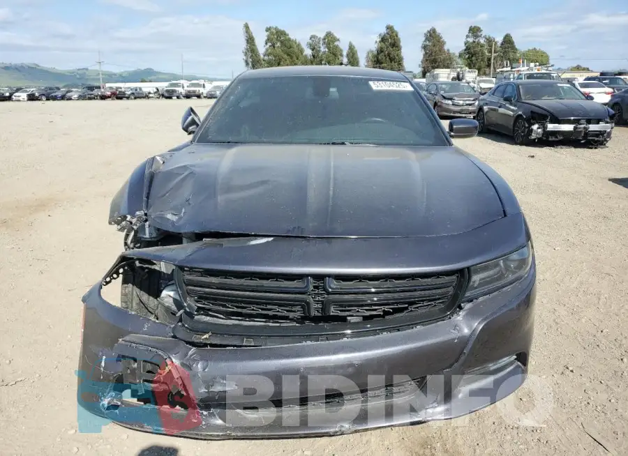 2C3CDXBG9KH692623 Photo# 5