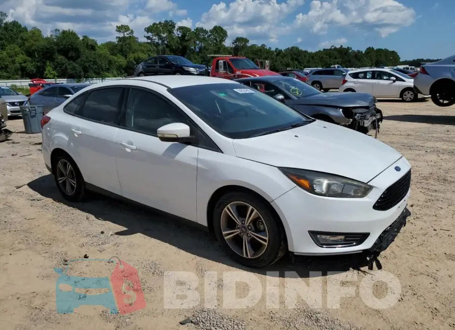 1FADP3FE9HL348123 Photo# 4