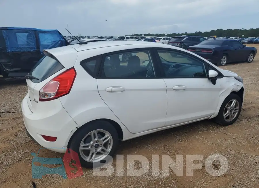 3FADP4EJ4HM119271 Photo# 3