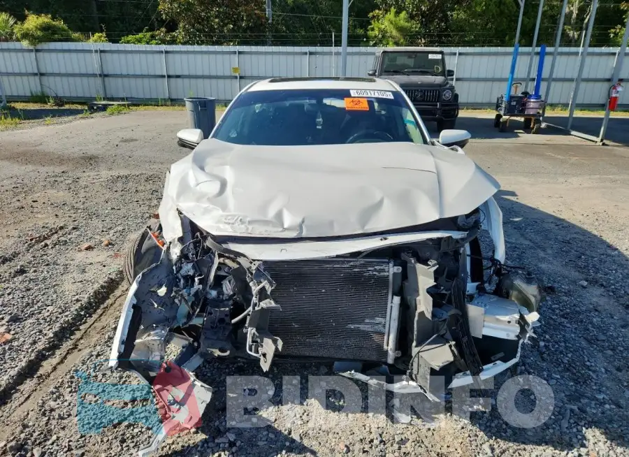 19XFC2F76HE074527 Photo# 5