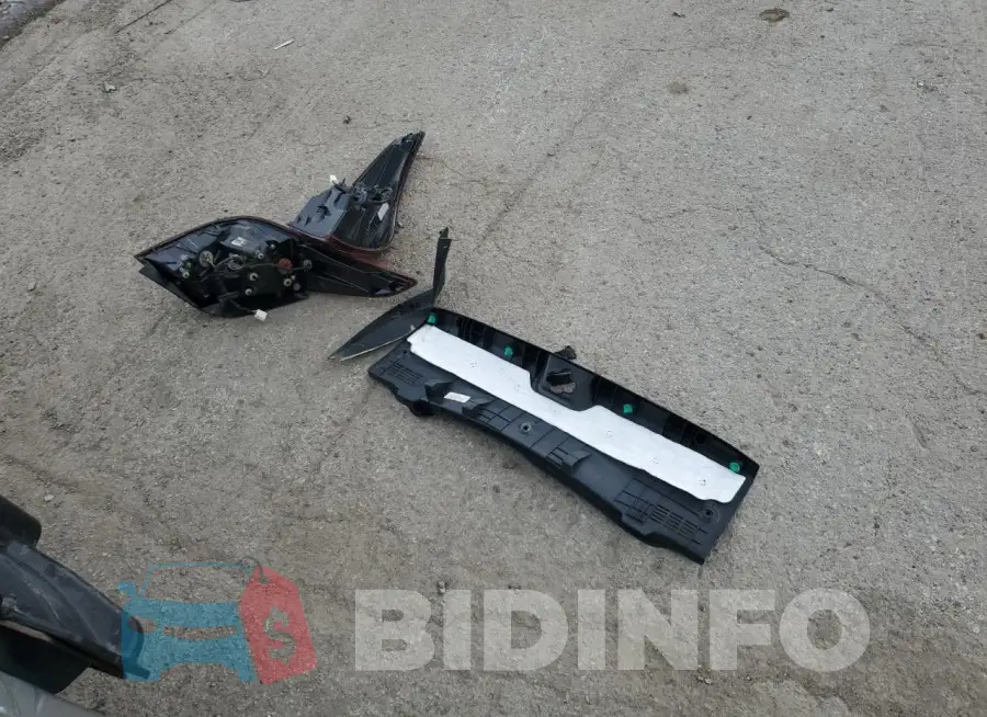 5NPDH4AE8GH692498 Photo# 12