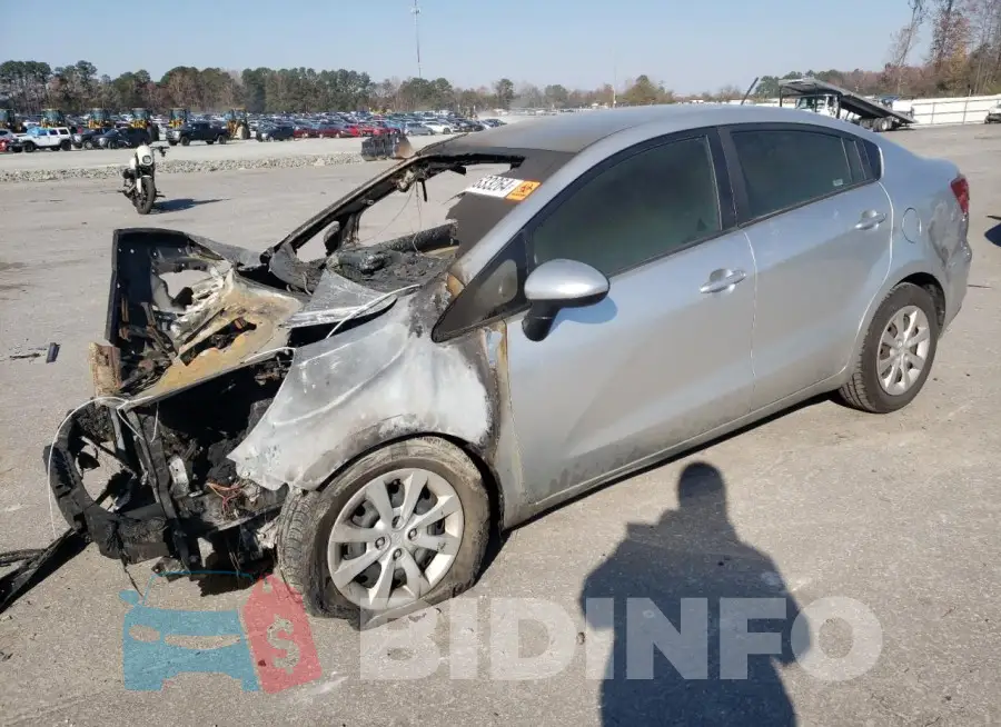 KNADM4A32G6612324 Photo# 1