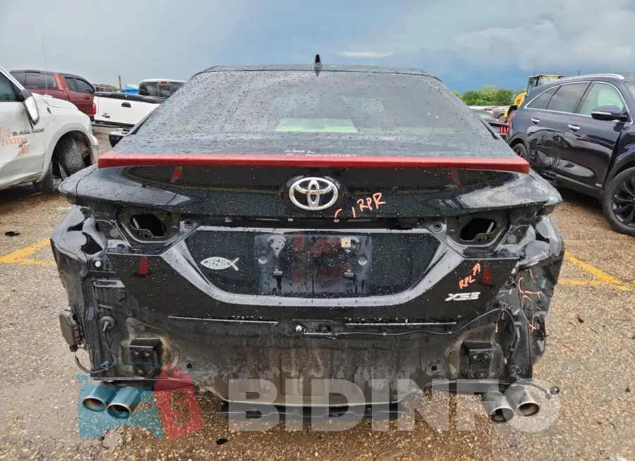 4T1B61HK4KU165169 Photo# 6