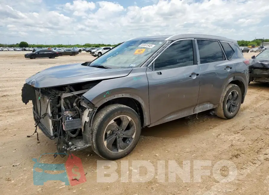 JN8BT3BB6RW444515 Photo# 1