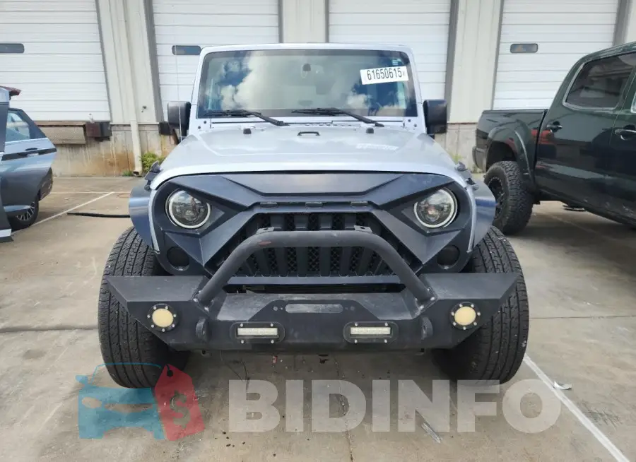 1C4BJWEG6GL168944 Photo# 5