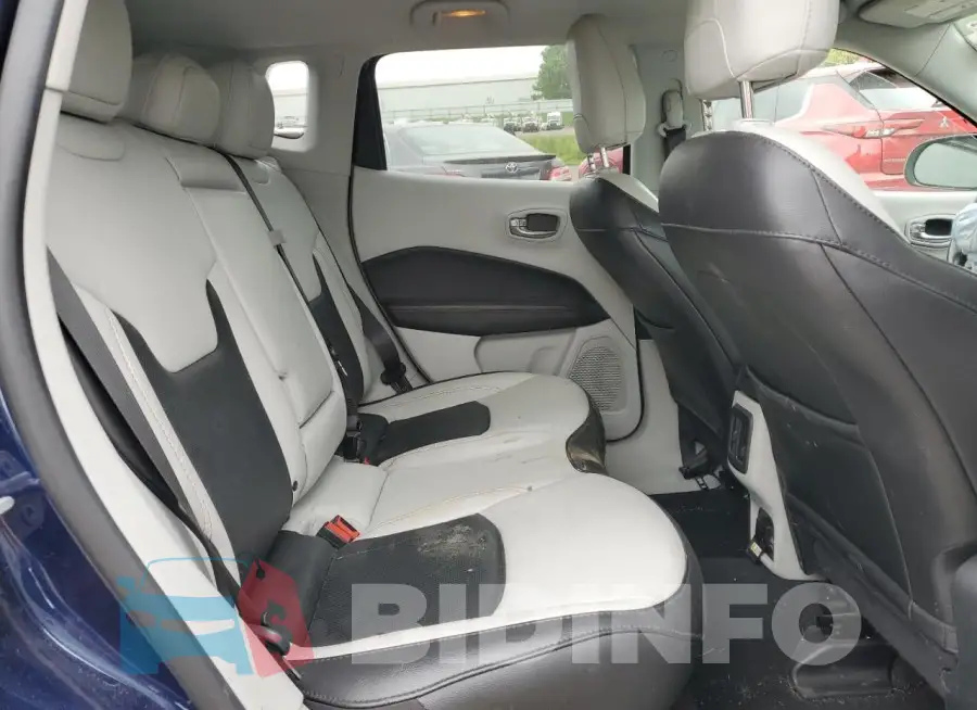 3C4NJDCB8LT208965 Photo# 11