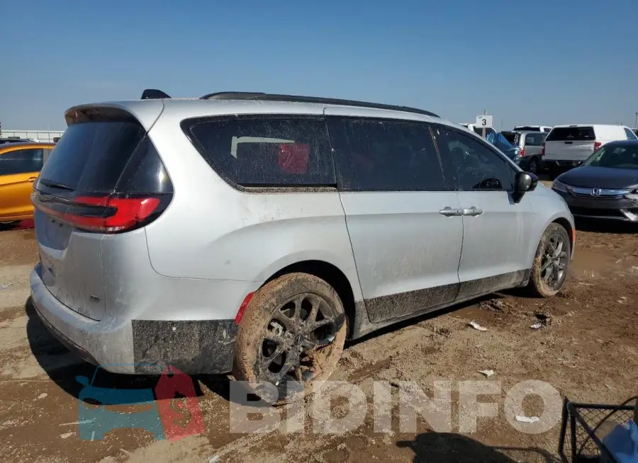 2C4RC3BGXRR175224 Photo# 3