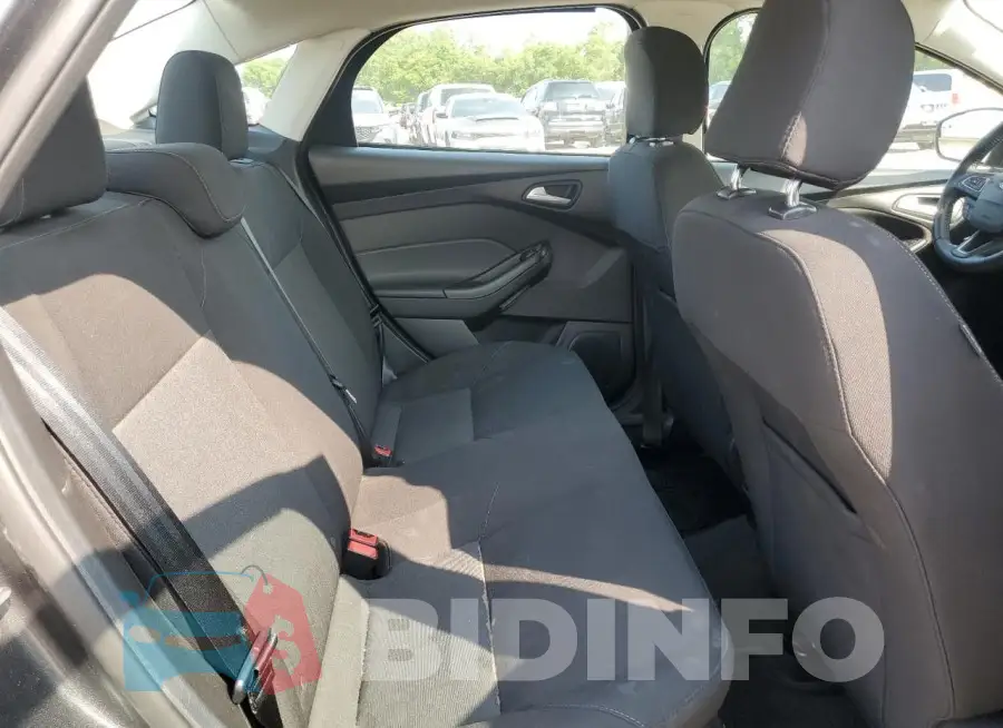 1FADP3F23HL328794 Photo# 10