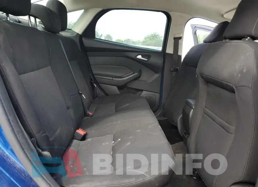 1FADP3F24JL205544 Photo# 10