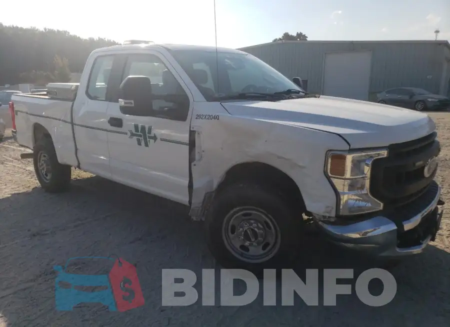 1FT7X2A62LEE10332 Photo# 4