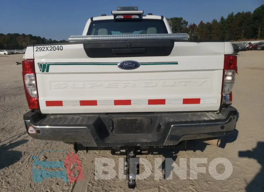1FT7X2A62LEE10332 Photo# 6