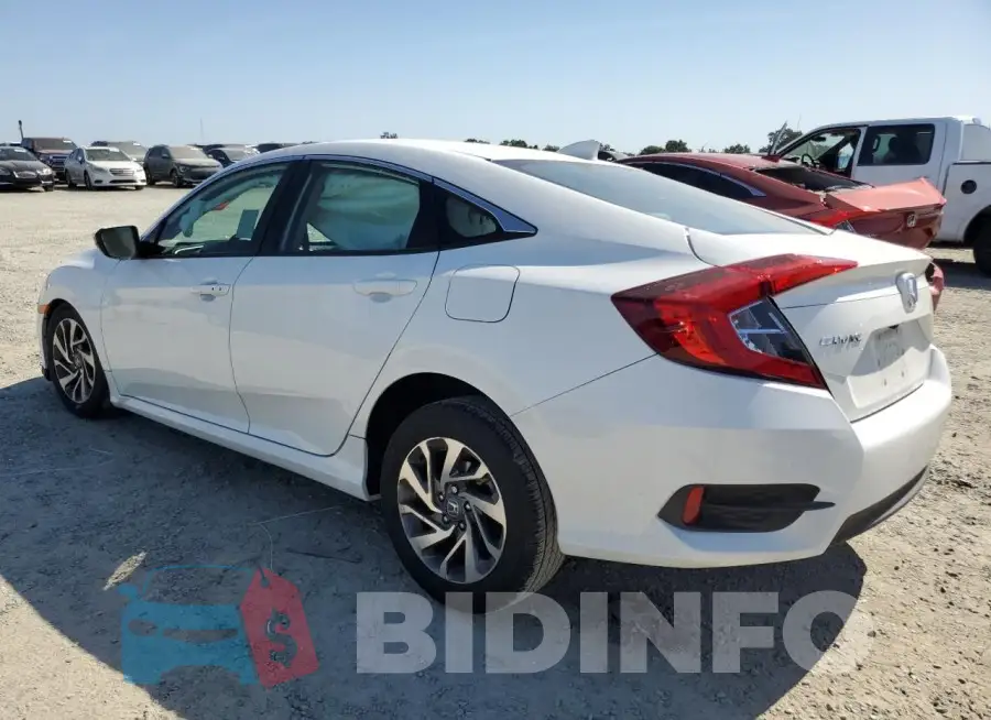 19XFC2F89JE202516 Photo# 2