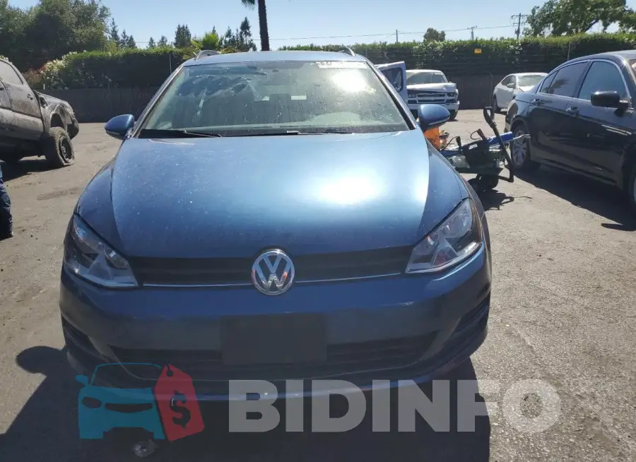 3VW017AU2HM544609 Photo# 5