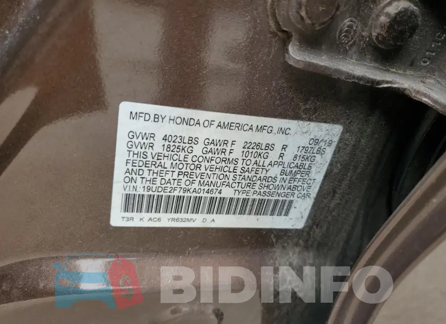 19UDE2F79KA014674 Photo# 12