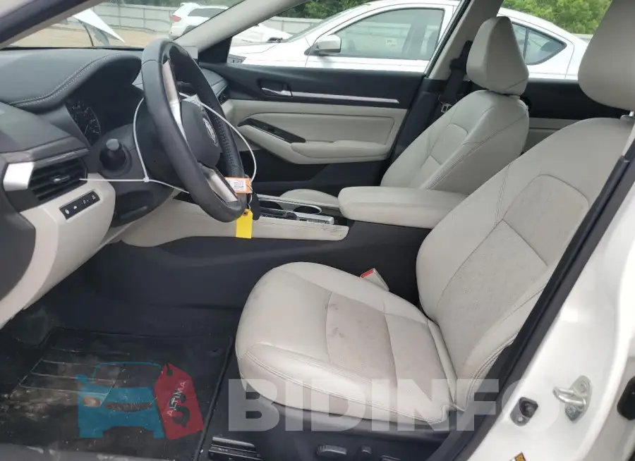 1N4BL4EV7RN304315 Photo# 7