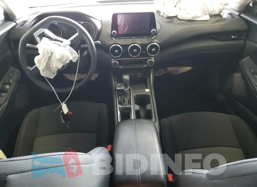 3N1AB8CV4RY252084 Photo# 8
