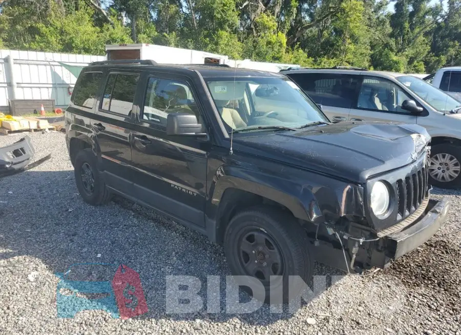 1C4NJPBB6GD649489 Photo# 4