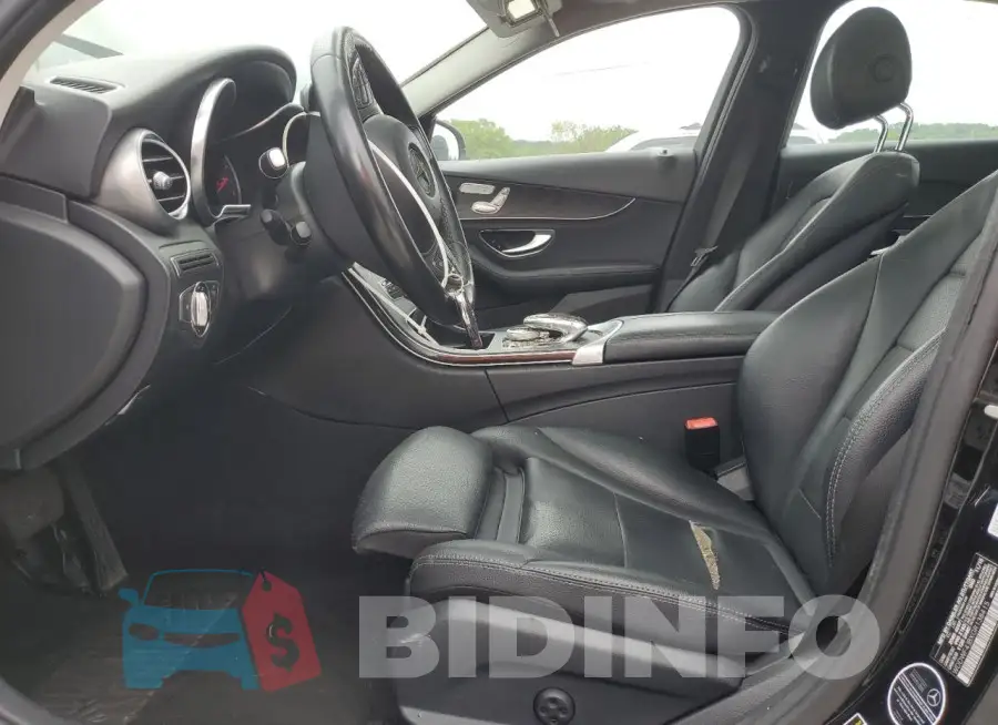 WDDWF4JBXGR138415 Photo# 7