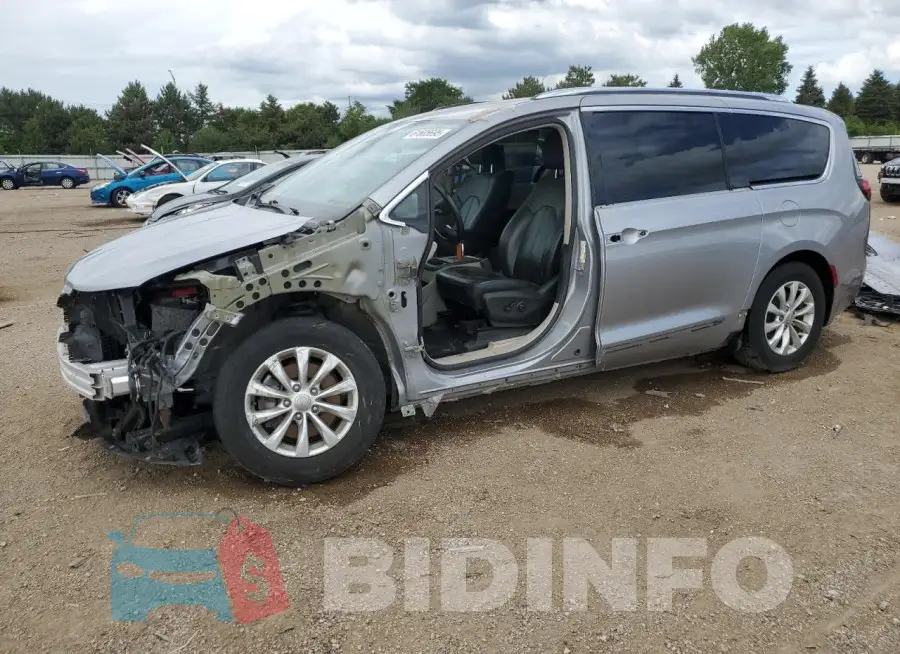 2C4RC1EG6JR168310 Photo# 1