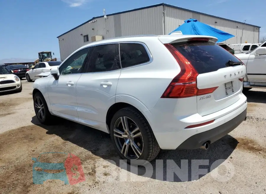 YV4102DK5M1753385 Photo# 2