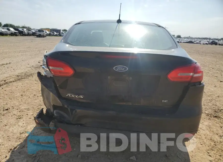 1FADP3F2XJL262394 Photo# 6