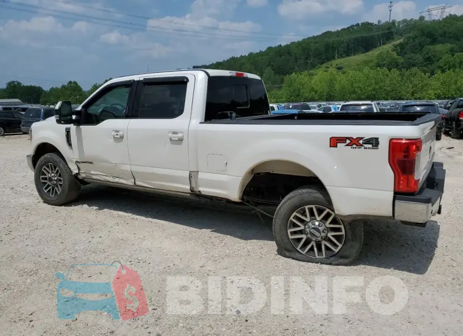 1FT7W2BT7JEB87984 Photo# 2