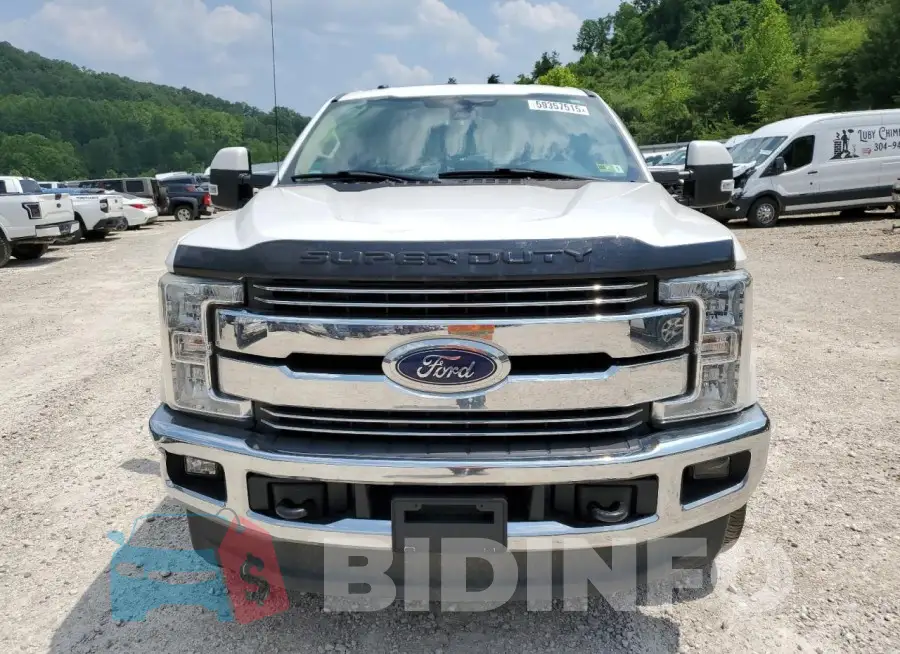 1FT7W2BT7JEB87984 Photo# 5
