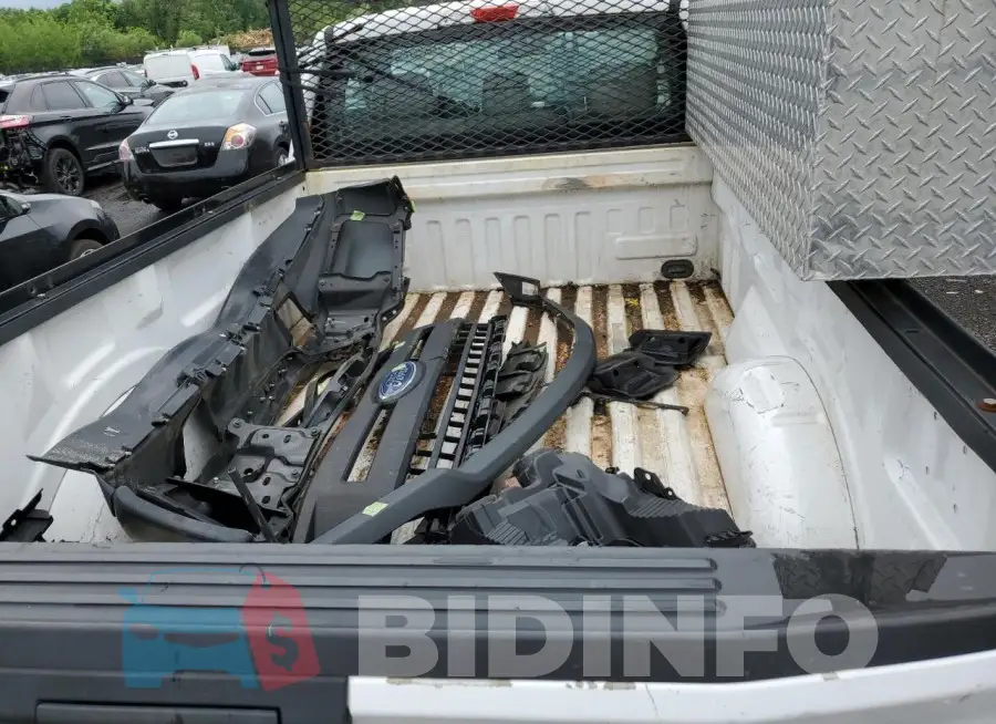 1FTMF1EB7JKD76944 Photo# 10