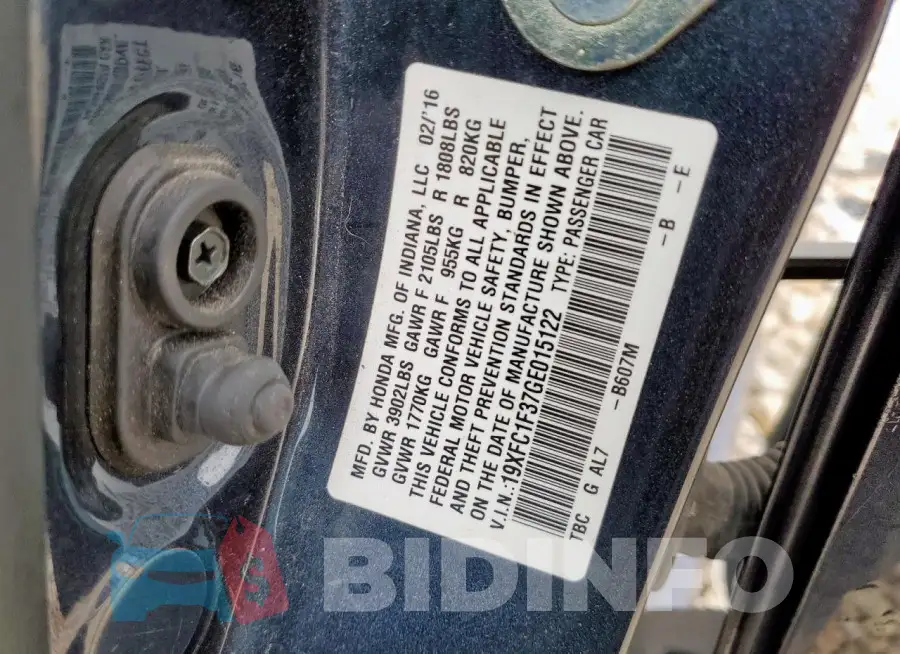 19XFC1F37GE015122 Photo# 12