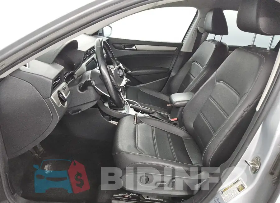 1VWSA7A3XLC014009 Photo# 7