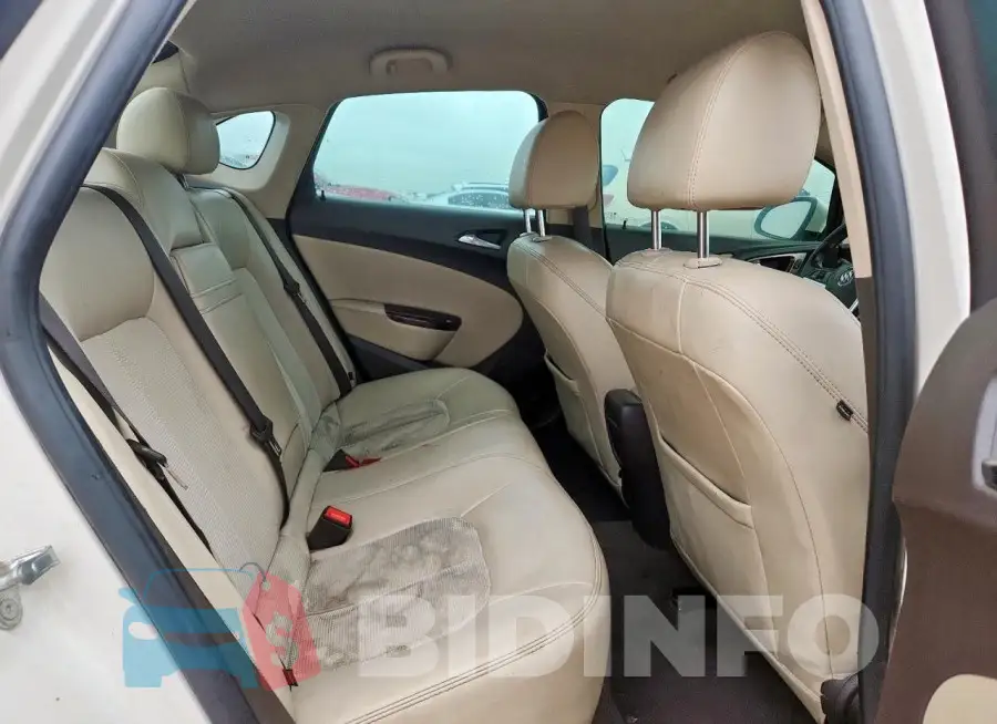 1G4PP5SK3G4129709 Photo# 10