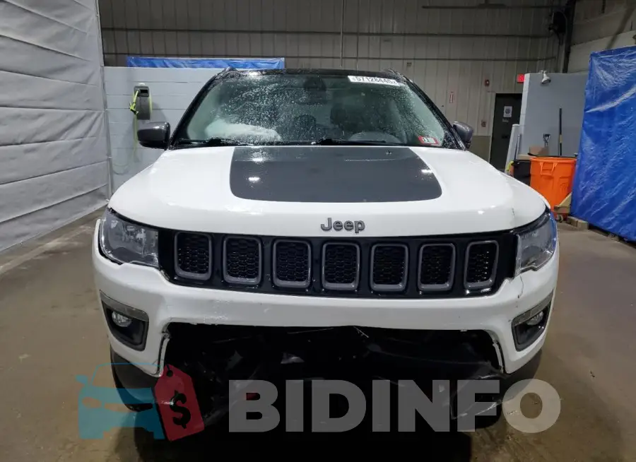 3C4NJDDB6LT244586 Photo# 5