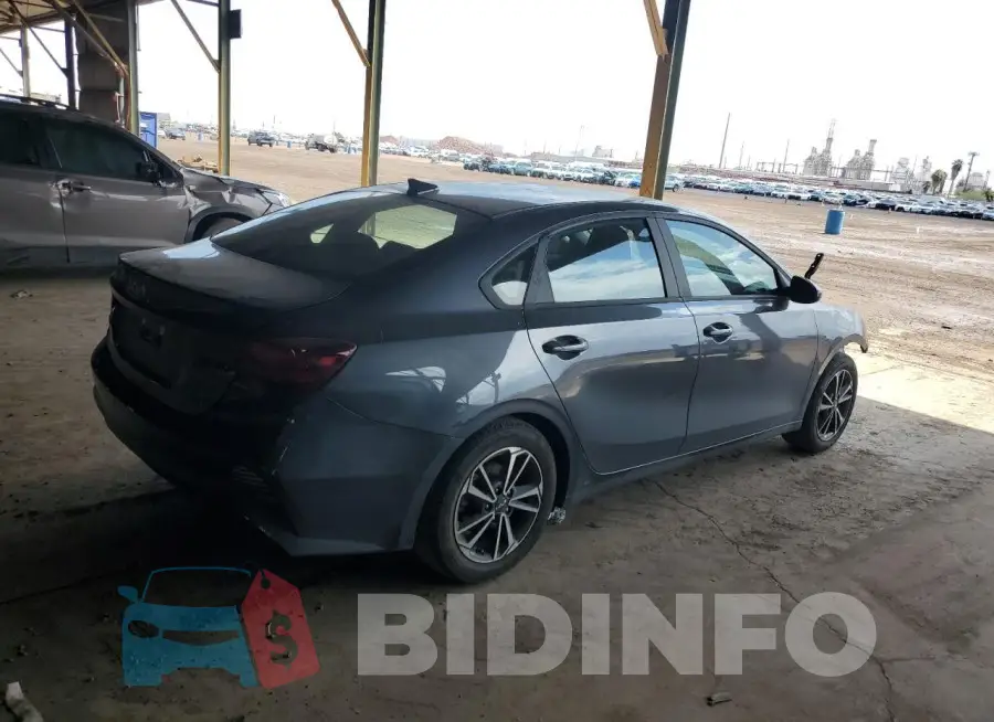 3KPF24AD6PE617322 Photo# 3