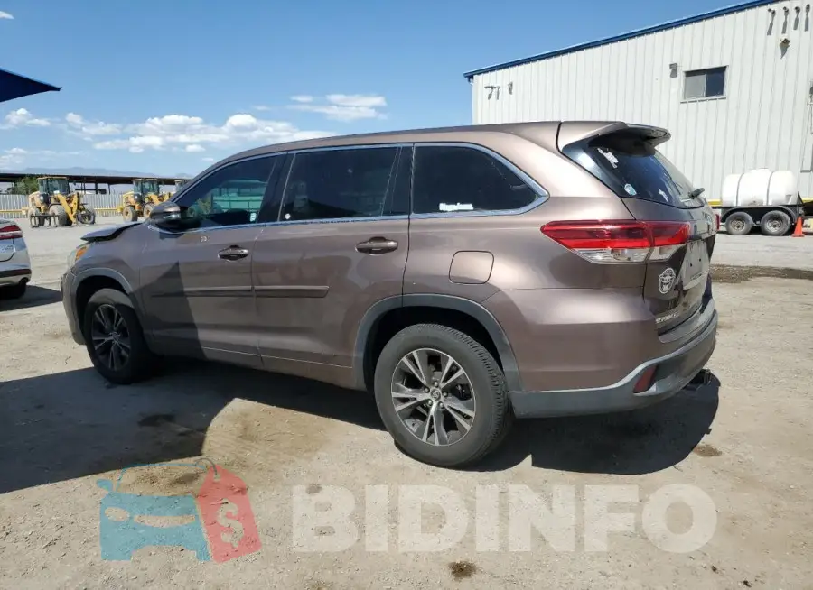 5TDZZRFH2JS255570 Photo# 2