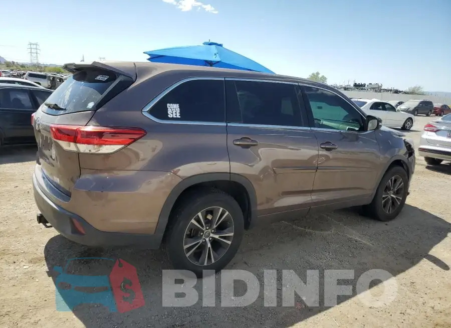 5TDZZRFH2JS255570 Photo# 3